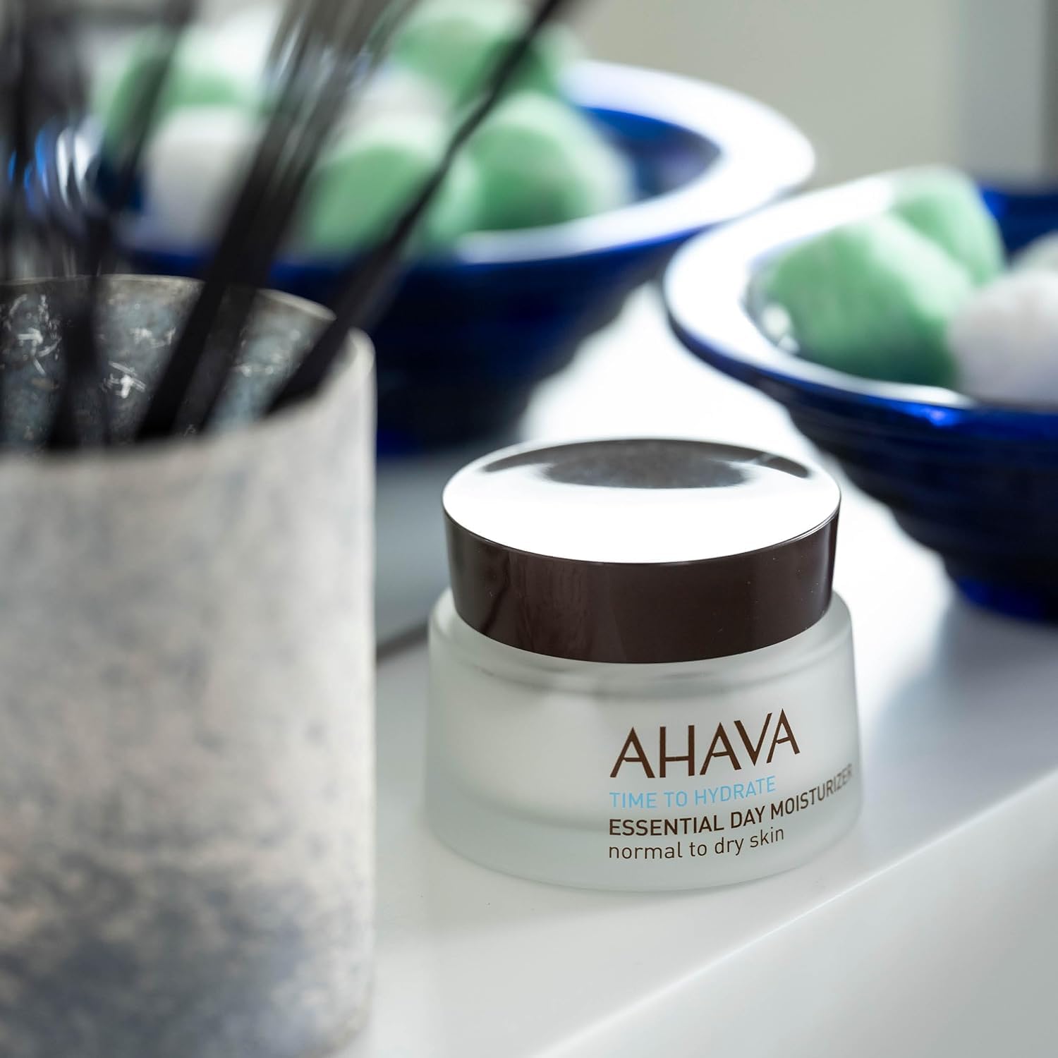 ahava-time-to-hydrate-essential-day-moisturizer-50-ml image 7