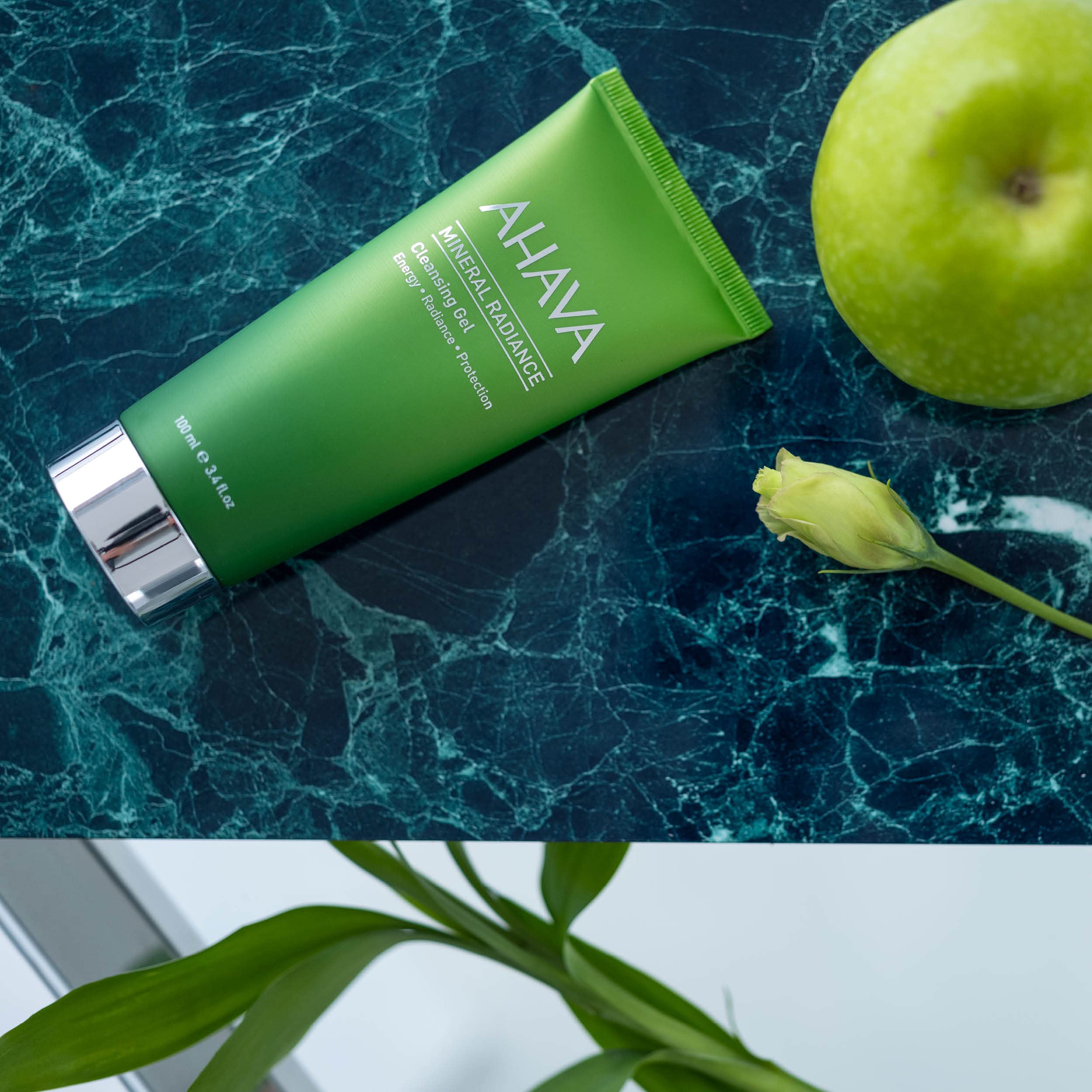 ahava-mineral-radiance-cleansing-gel-100-ml image 5